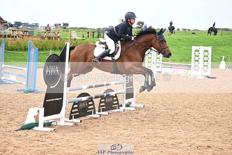 240907A-123958-01713 - Cls 3 Pony Medium Team 80cm & 90cm