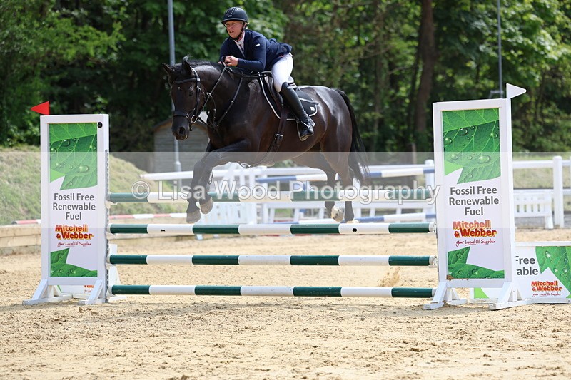 3E7A7024 - Class 7: Senior Newcomers/1.10m open