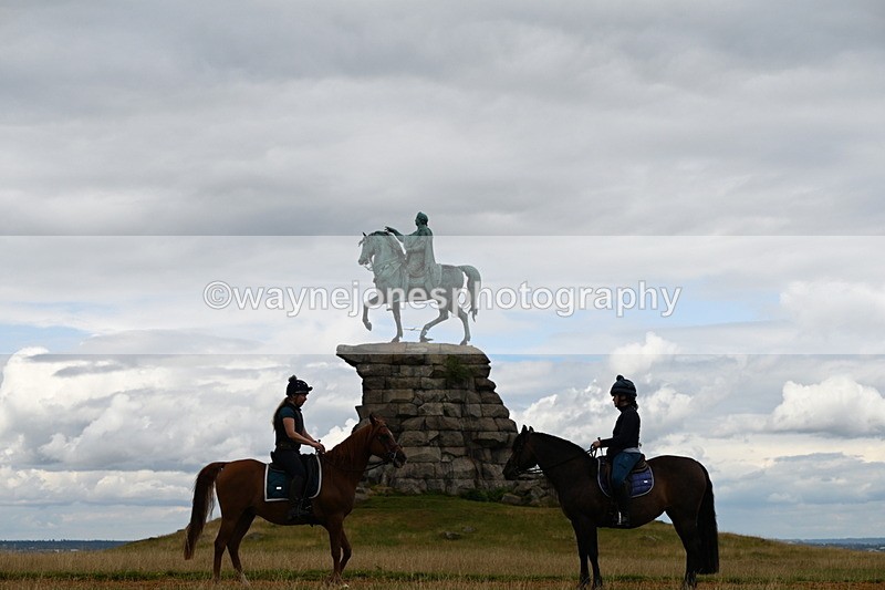 DSC_9356 - Time at Statue 14:33 to 15:10