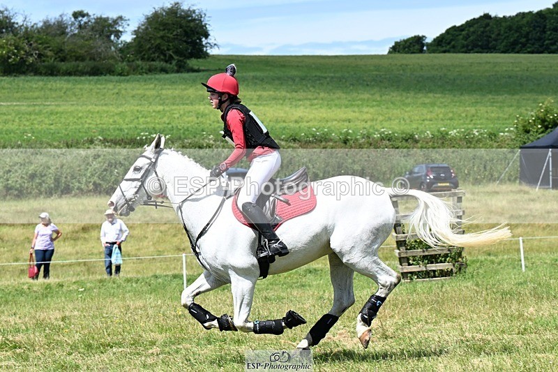 240629X-114254-0598 - 001-Issy_Baldock-FREDDIE