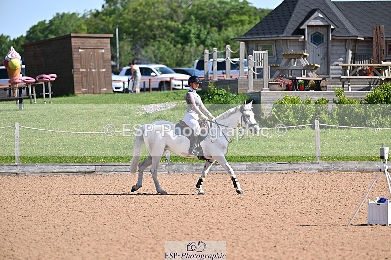 260524-100000-01607 - Cls 49 Pony Intro 70cm