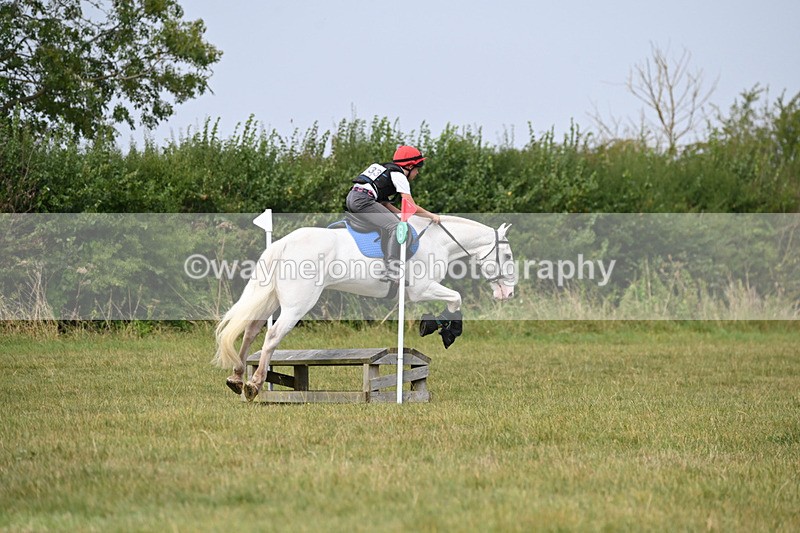 WJ6_1600 - 60cm XC Time 13:22 to 13:53