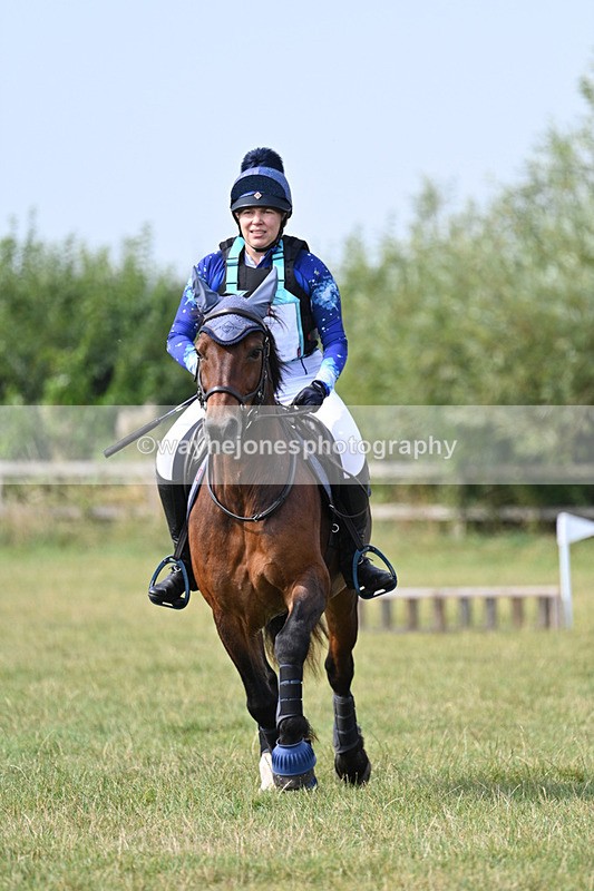 WJ7_6129 - 40cm XC Time 10:57 to 11:30