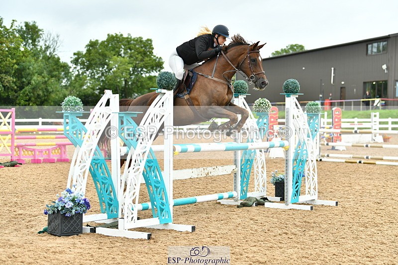 230730A-142924-10332 - Cls 35 1.05m Amateur Quali