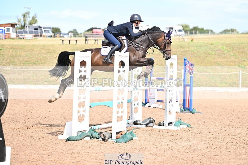 250827B-130435-00472 - Cls 4 Snr Newcomers 1.10m