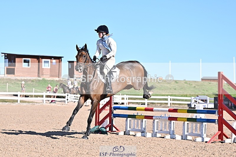 250708A-174224-00320 - 80cm Classes