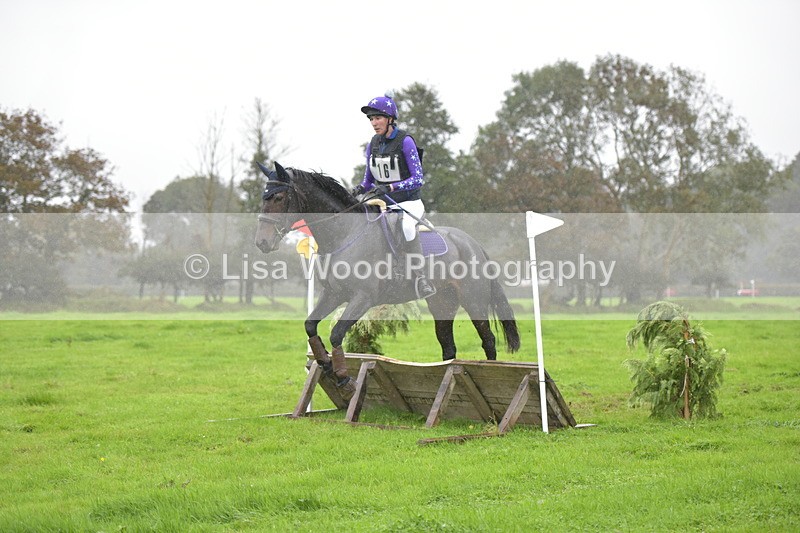 RAY_9371 - Class 1: 65cm: Ski Jump