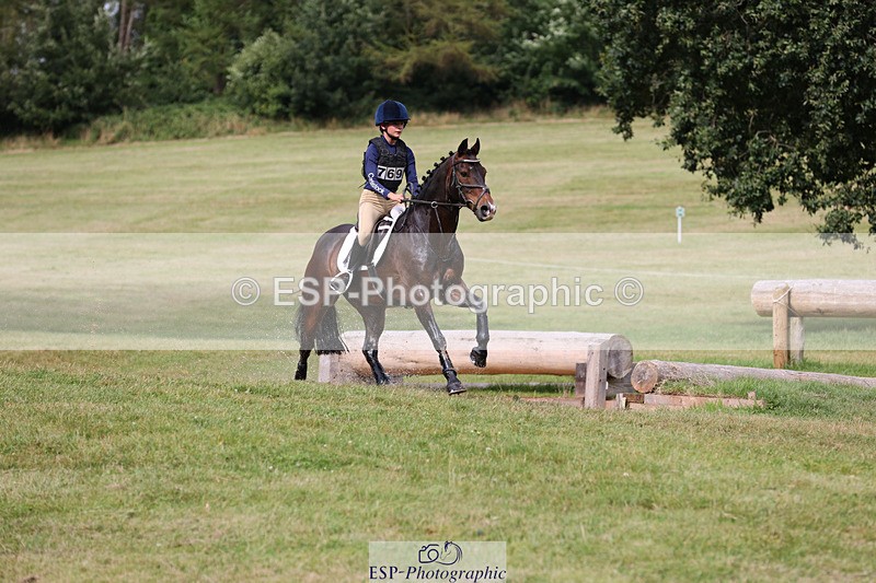 240825X-160844-36411 - 80cm XC 15.30 to 16.30