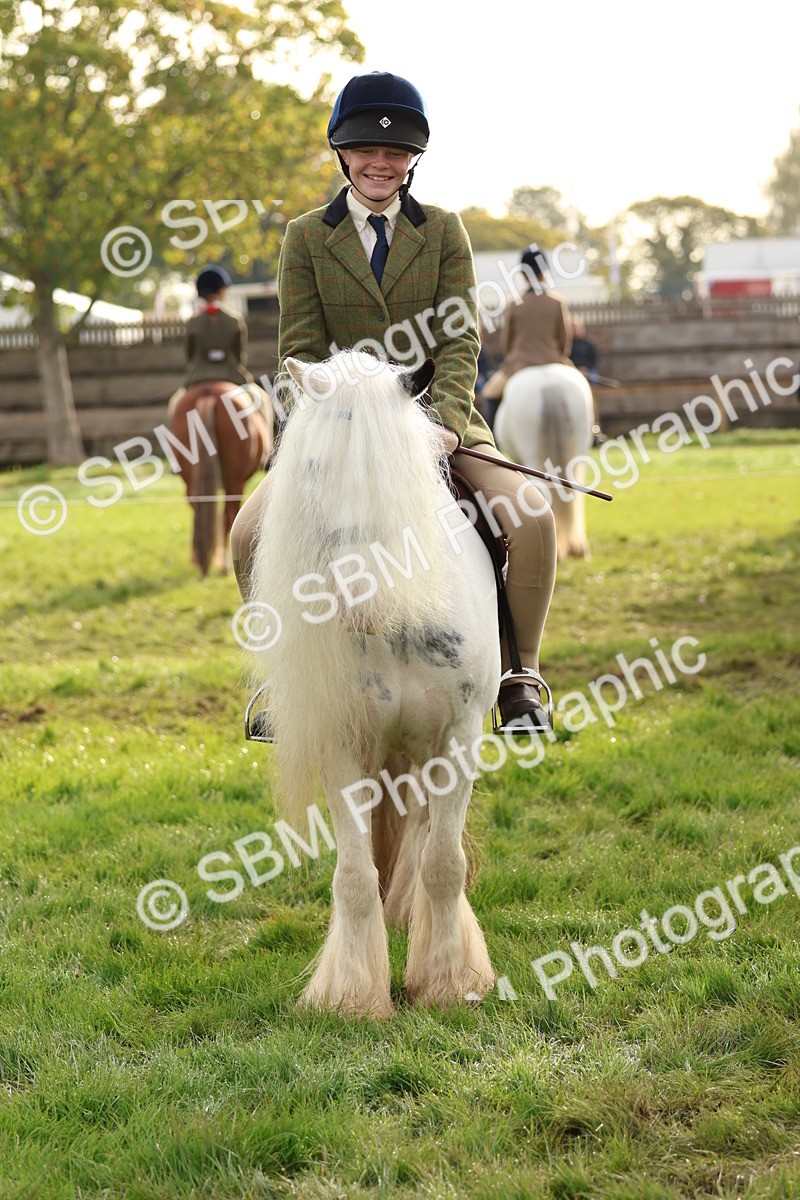 SBM_56629 - S40 - Starters Ridden Showing