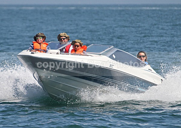100626 BAYLINER IMG_7723 - Speedboats