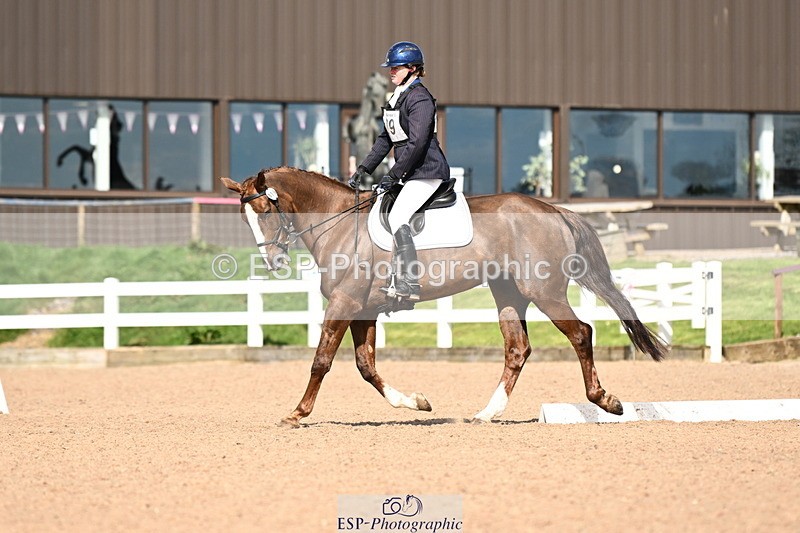 240324A-135959-03799 - Novice 27, 12.30 to 13.50