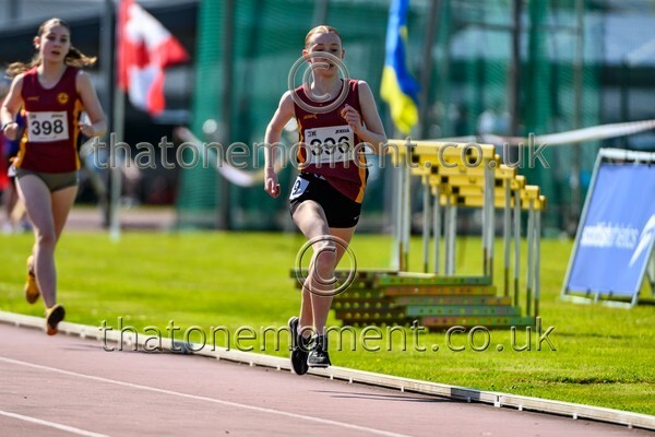 West25Sat-928420 - Track Female Set Two