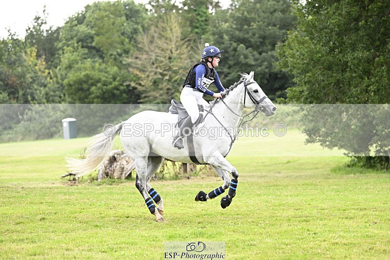 240825X-143228-34858 - 80cm XC 14.30 to 15.30