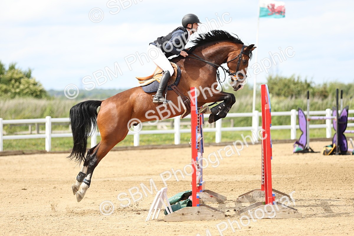 SBM_001268 - Class 5 - Senior Foxhunter - 1.20m
