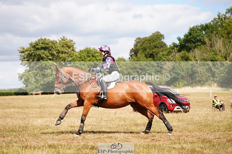 250802A-155646-07436 - F-279-Sophie.Robson-JOLLY.JEAN