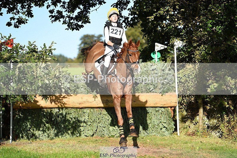 231022-102708-25470 - 221-RUBIN.MOON.SB-Gemma.Watts-XC