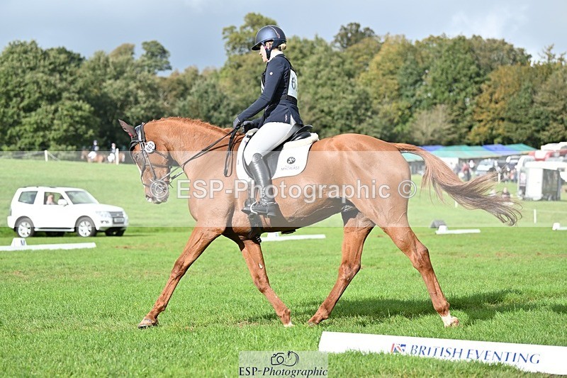 231020-141025-10837 - 663-GROOVY.GUY-Hannah.Watson-DR