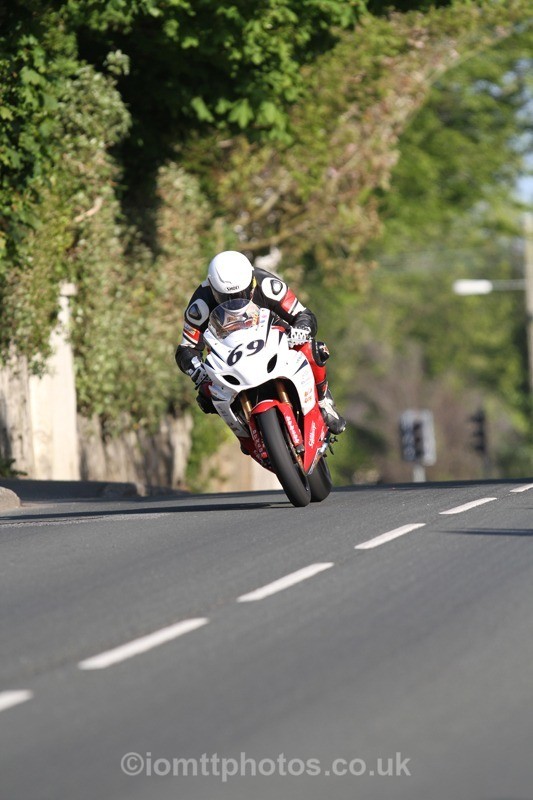 IMG_4454 - Thursday Practice  TT 2013