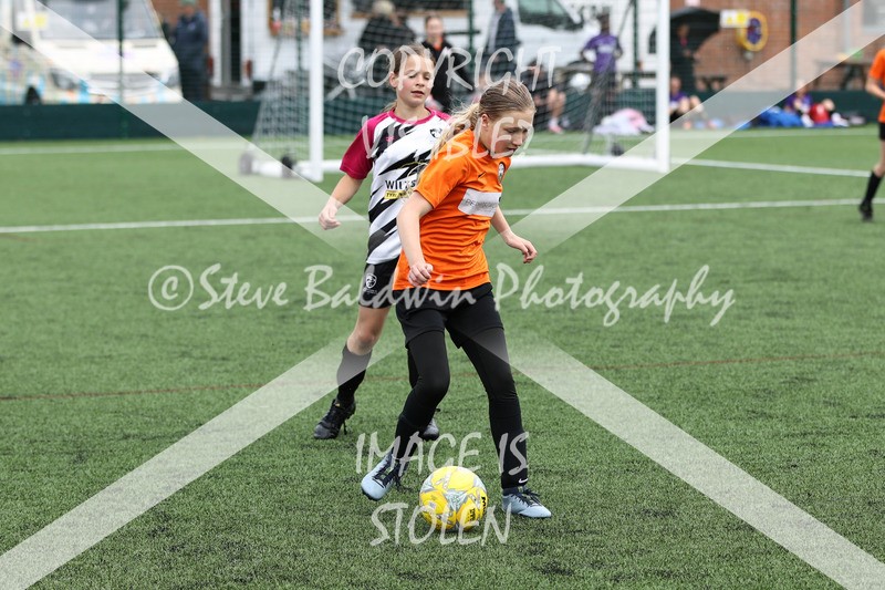 1DX31945 - Sat 6th U12 Girls