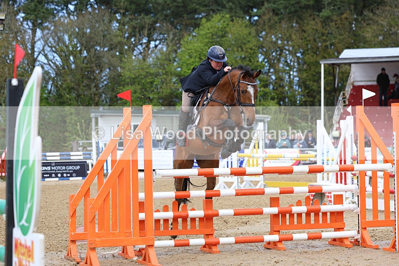 3E7A1605 - Class 7: Senior Newcomers/1.10m open