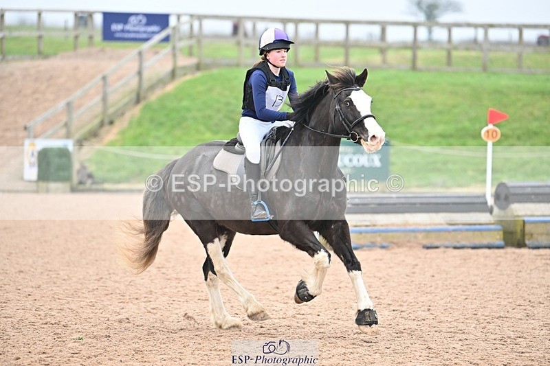 250118-105140-00512 - Cls 2 A&B 80cm 10.45 to 11.40