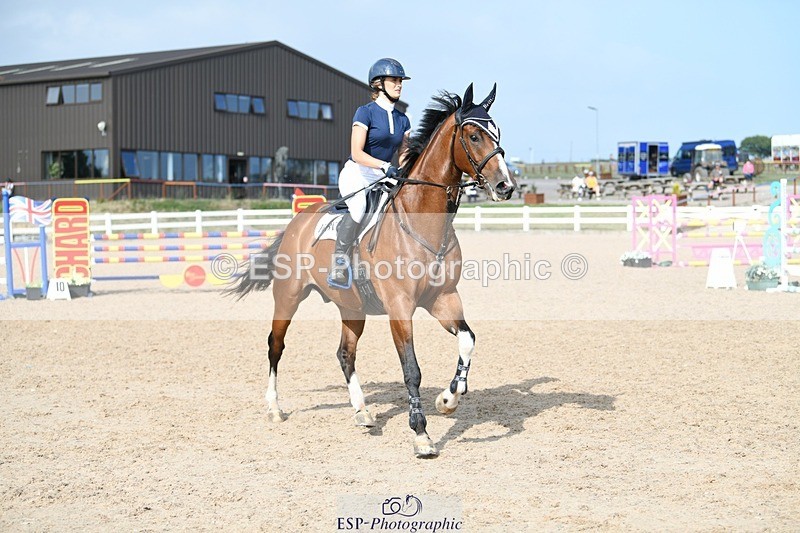 250725-171426-04128 - Cls 10 1.05m Amateur Quali