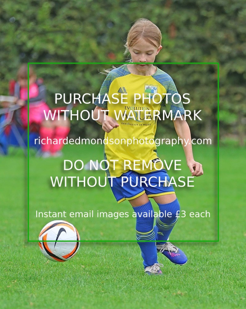 533A2946 - Kendal United Girls U9