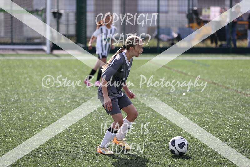 1DX30192 - Sun 14th U11 Girls