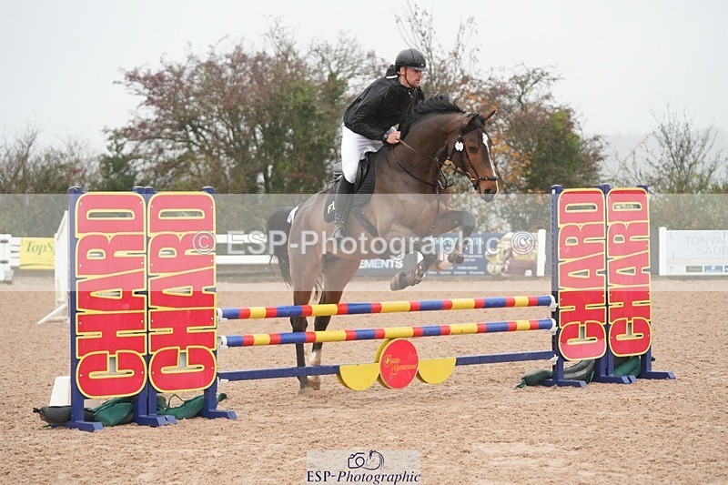 251107-102201-00156 - Cls 2 British Novice and 90cm Open