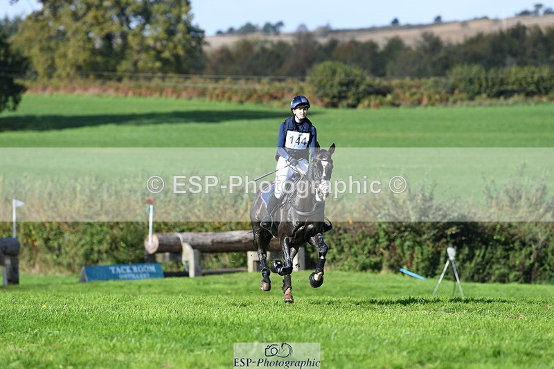 251024A-125110-11735 - B-144-Annabel.Carthy