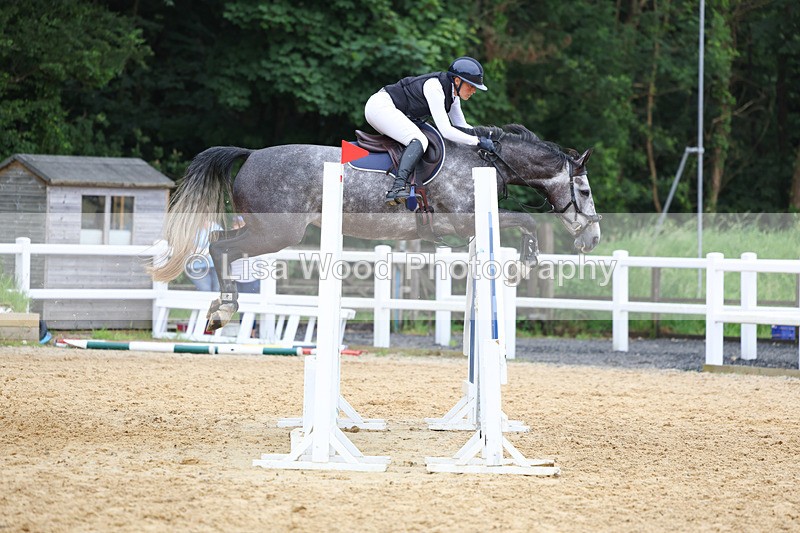 3E7A6463 - Class 8: Senior Newcomers/1.10m open