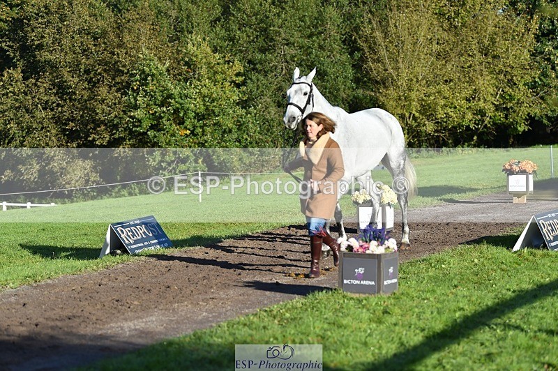 231022-095406-22097 - 630-ST.TROPEZ-Lizzie.Luxton-TrotUp+SJ