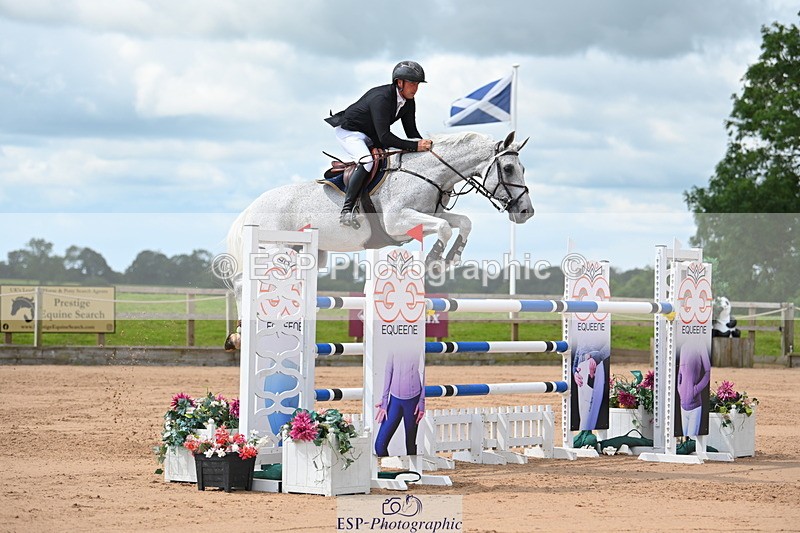 230721A-110807-05562 - Cls 6, 2 Star Medium 1.35m