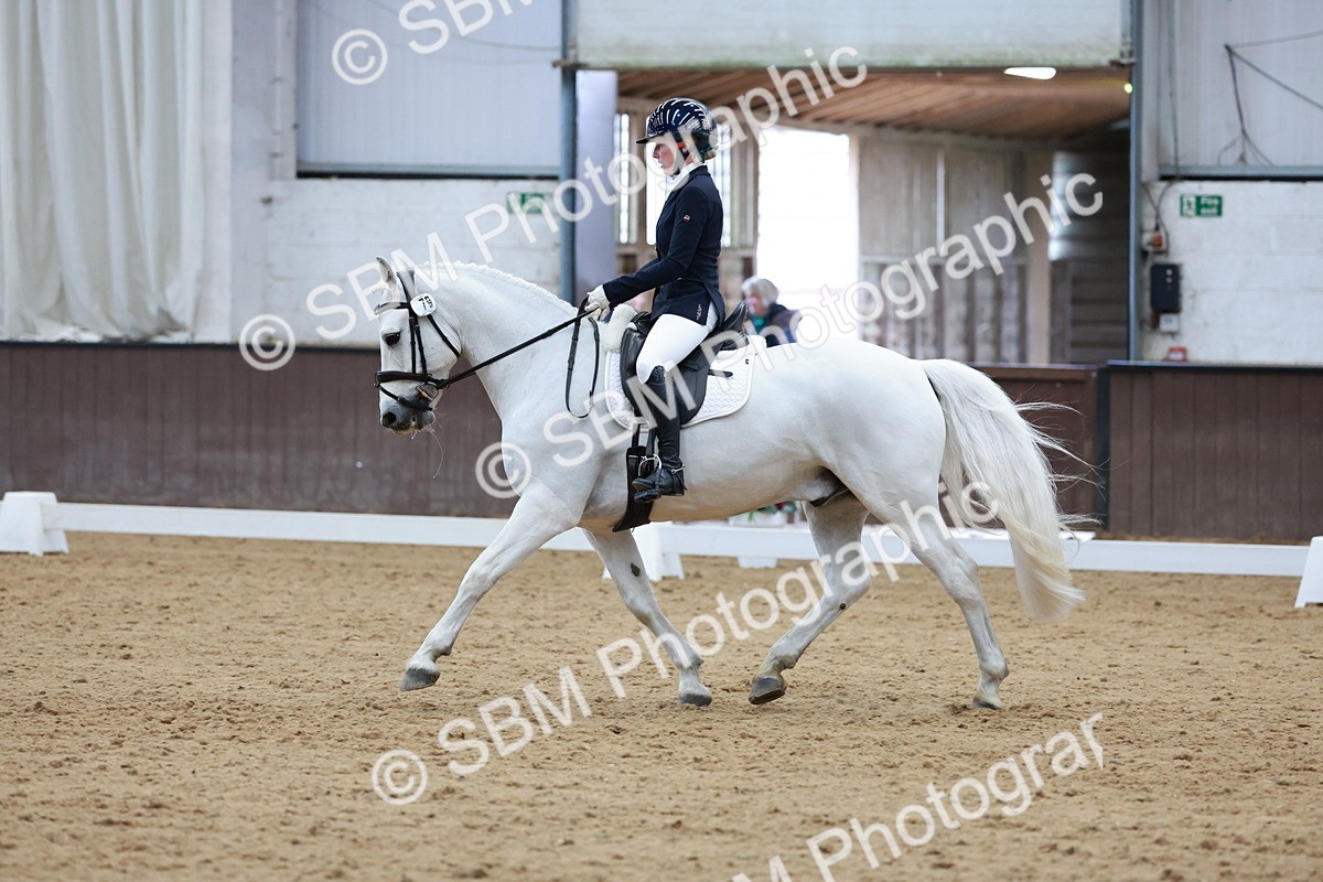 SBM_008943 - Class 6b - Novice 6 - 11.02-12.19