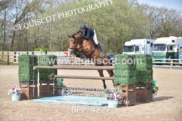 BPP_4227 - CLASS 10 RHS Foxhunter Championship Qualifier