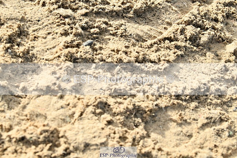 251004A-093829-00214 - Classes 1-2-3 40cm