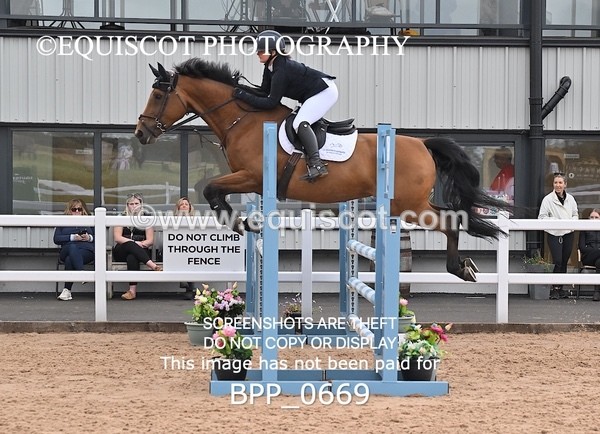 BPP_0669 - CLASS 28 SUN Nupafeeds Senior Dicovery/1m open