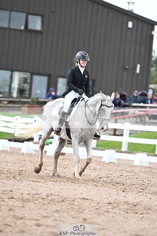 250907-125838-08508 - 009-Terri.EllawayTagula.Passion