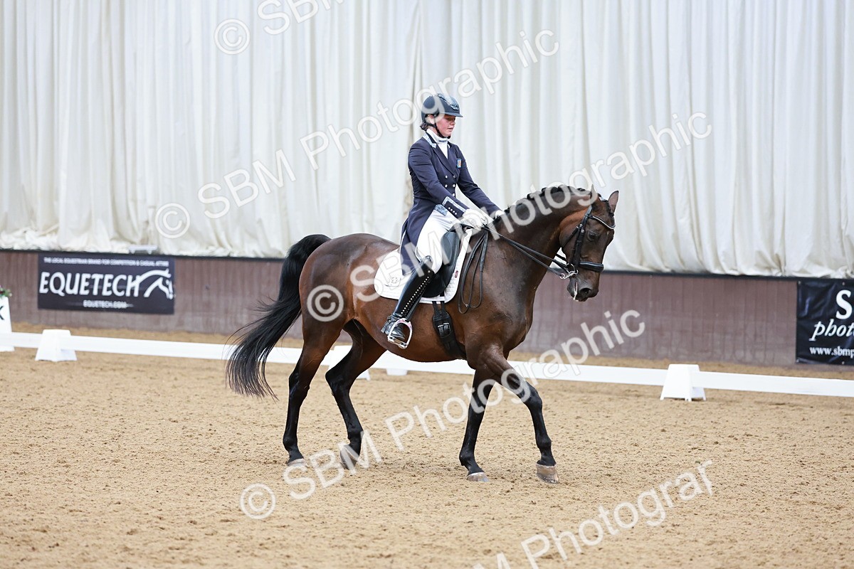 SBM_015833 - Class 5 - FEI INT II - 15.48-17.00