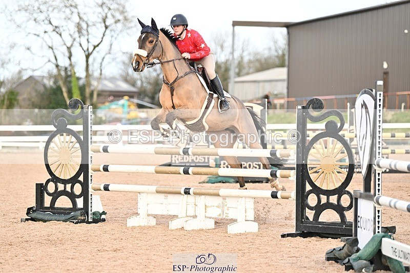 241208-133108-01803 - Cls 21 Newcomers and 1.10m Open