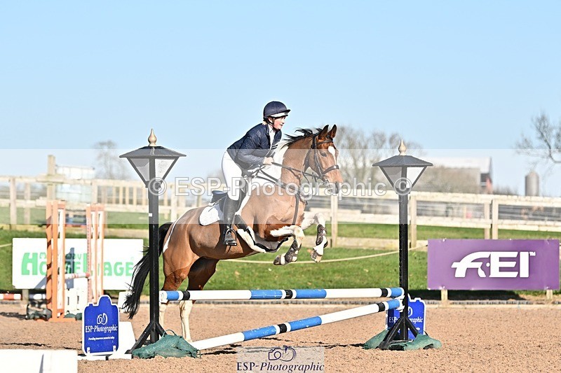 250401-170904-00286 - 70cm classes