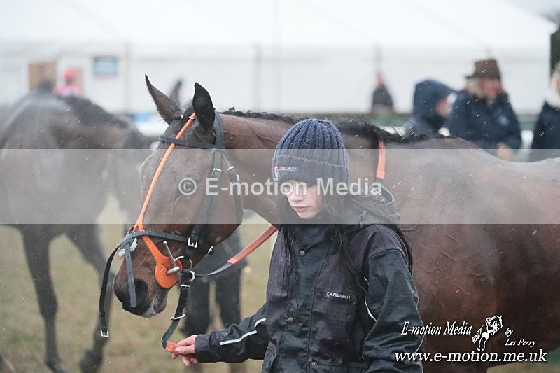 PtP 260125 1132 - Cocklebarrow Point-to-Point racing with the Heythrop Hunt 26/01/25