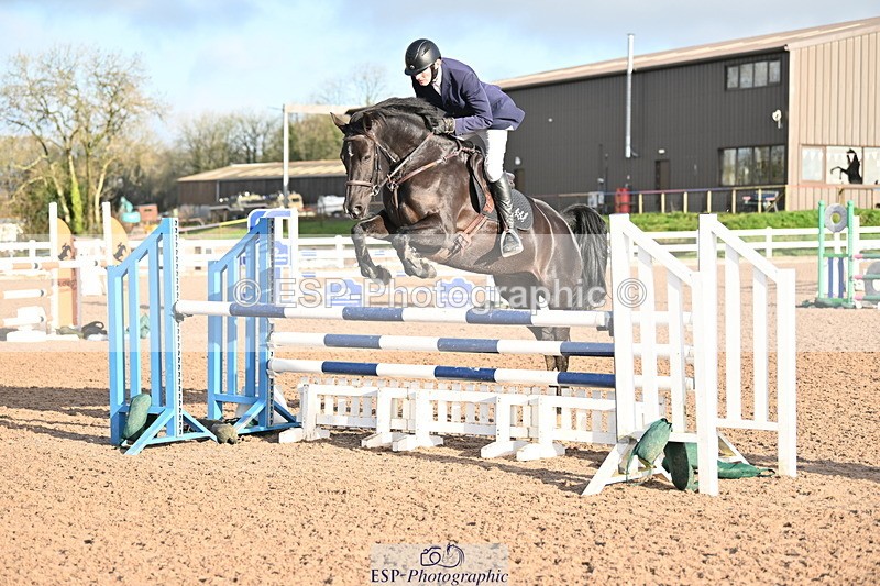 231209A-111801-01606 - Cls 11 Snr 1.05m Open