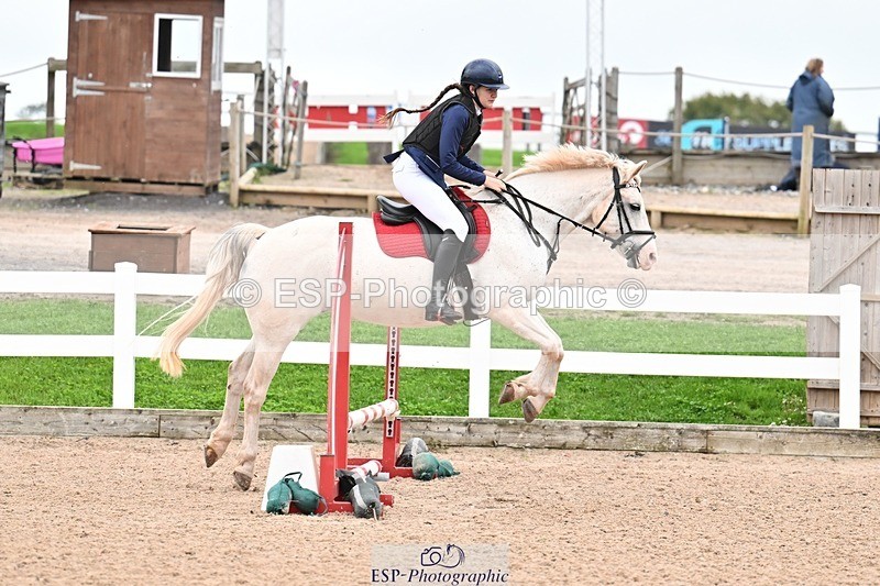 250920-093809-00022 - Cls 19 Clear Round