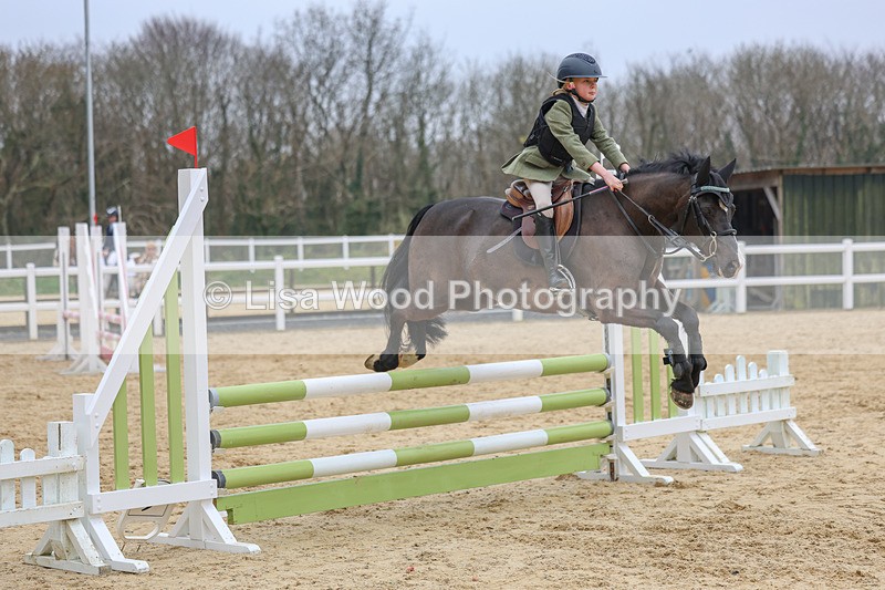 3E7A8200 - Class 11: Junior 70cm