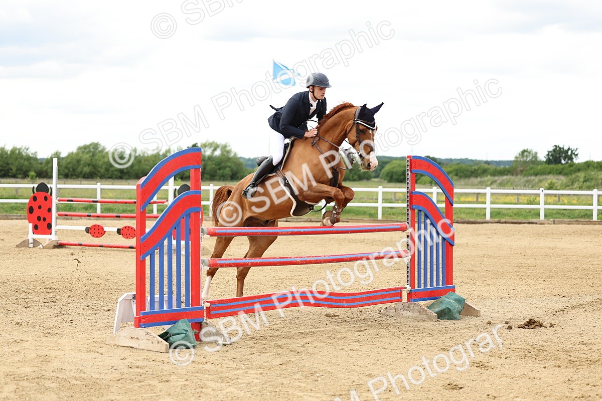 SBM_006235 - Class 19 - Senior Newcomers - 1.10m