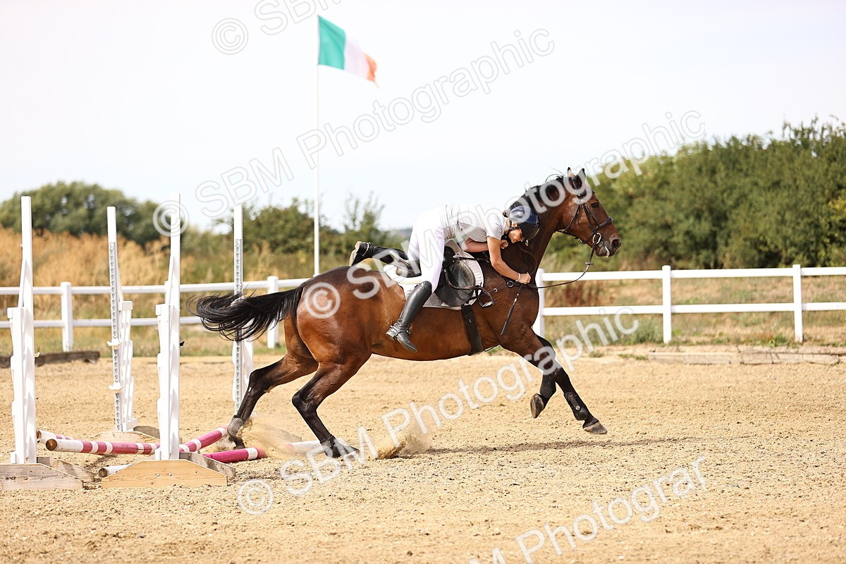 SBM_001139 - Class 4 - Senior Discovery - 1.00m Open