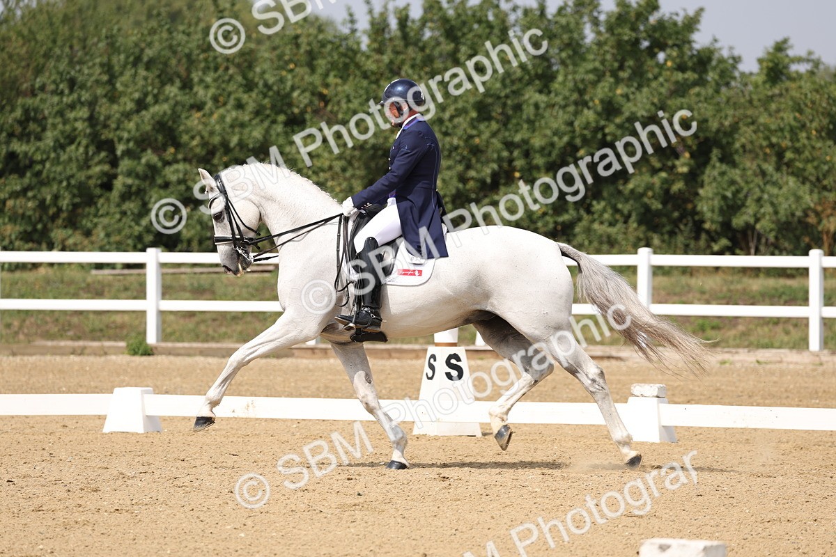 SBM_007333 - Class 9 - FEI INT I - 13.37-14.33