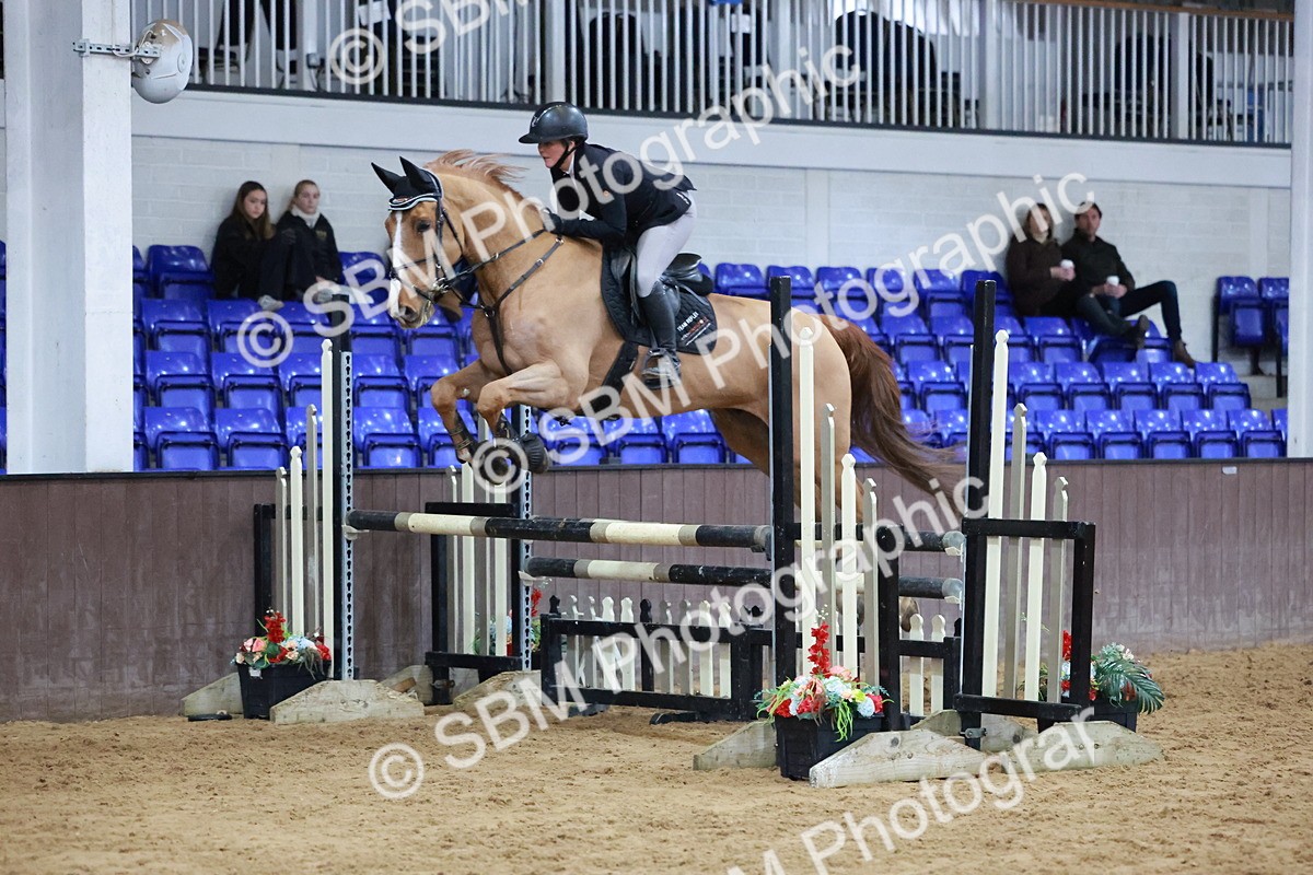 SBM_007459 - Class 24 - Nupafeed Supplements Senior Discovery/ 1m Open