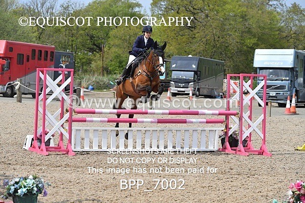 BPP_7002 - CLASS 5 FRI Veterans Show Jumping